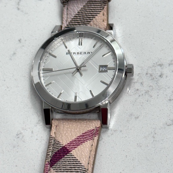 Burberry Pink and Black Checkered Watch with Silver Dial - Picture 3 of 9